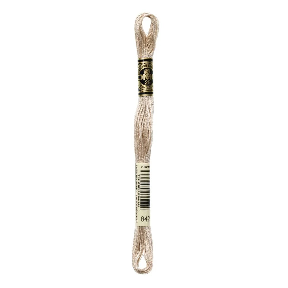 Meada de fio mouliné DMC 25, ref. 842, bege/castanho claro.
